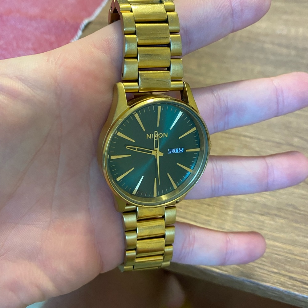 Nixon Sentry SS stainless steel men’s watch.